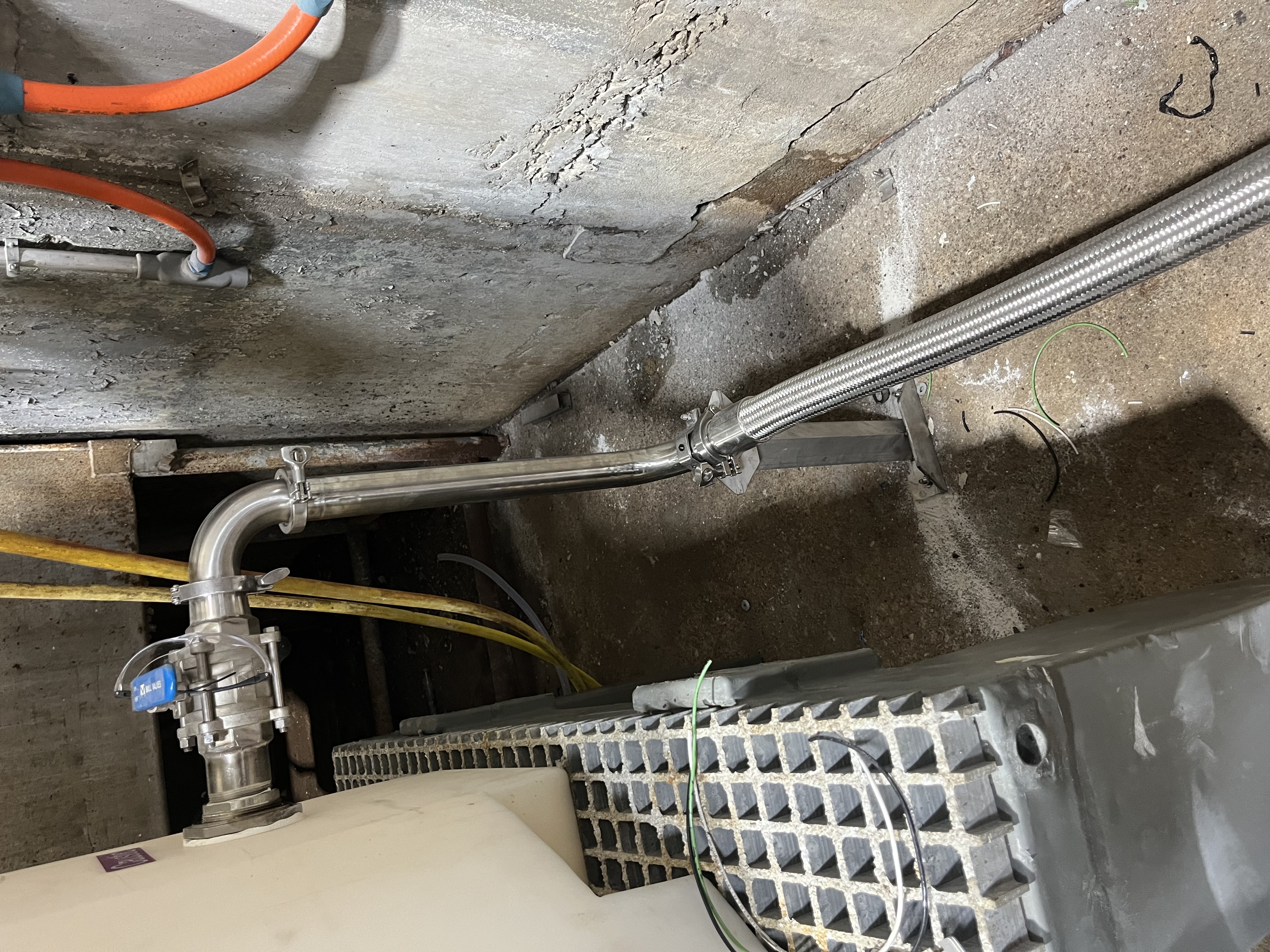 Industrial pipe fitting and welding
